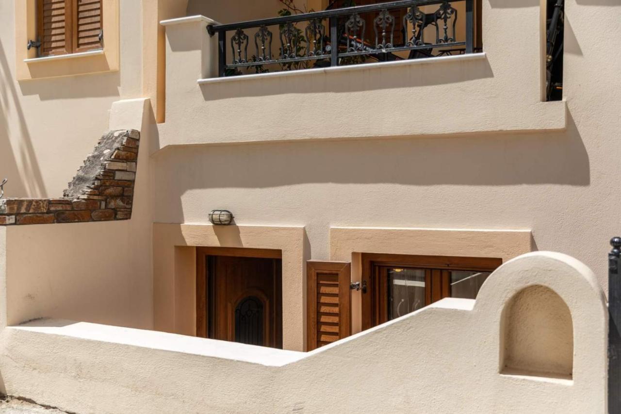 Maury Down Town Naxos City Exterior foto
